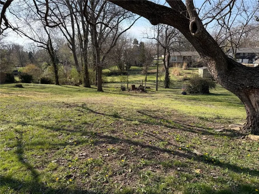 9721 W 57th Street, Merriam, KS 66203 - #3