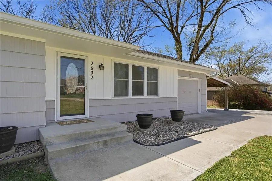 2602 NW Vesper Street, Blue Springs, MO 64015 - #2