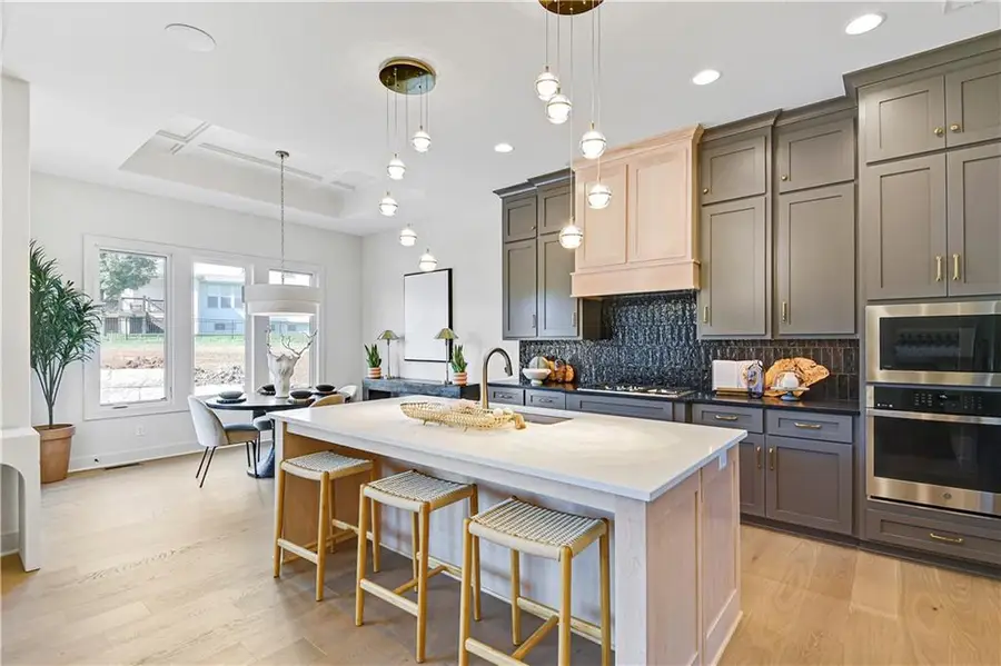 22121 W 93rd Terrace, Lenexa, KS 66220 - #3