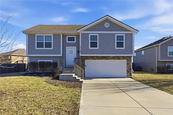 17189 S Pratt Street, Gardner, KS 66030