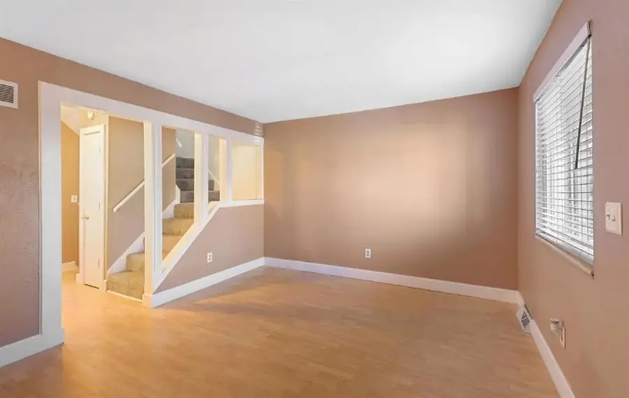 10021 W 52nd Street, Merriam, KS 66203 - #2