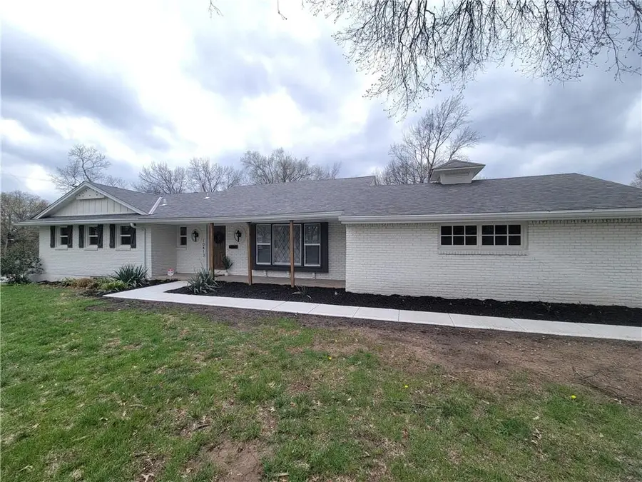 10413 E 65th Street, Raytown, MO 64133 - #2