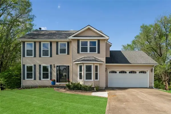 14985 Forest View Court, Bonner Springs, KS 66012