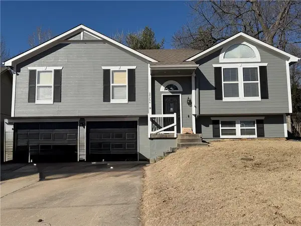 19704 E 9th Street S, Independence, MO 64056