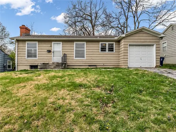 703 Hillside Avenue, Liberty, MO 64068