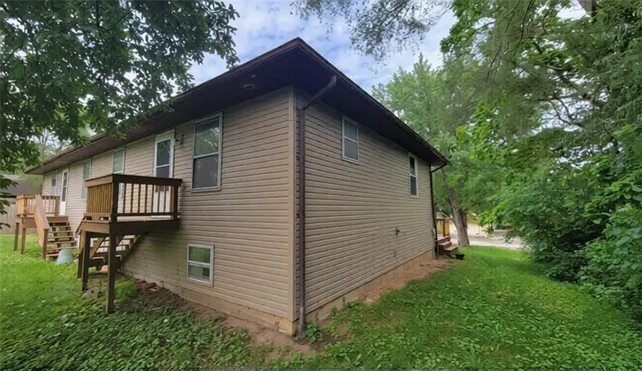 807 N Clark Avenue, Edgerton, MO 64444 - #3