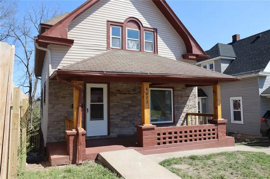 4123 Woodland Avenue, Kansas City, MO 64110 - #2
