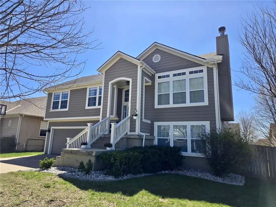 9 Westwood Circle, Ottawa, KS 66067 - #2