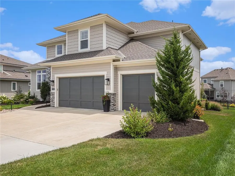 17309 Stearns Street, Overland Park, KS 66221 - #3