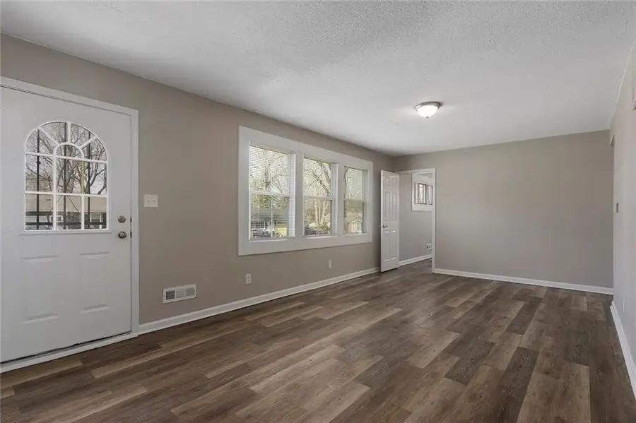 7905 E 112th Street, Kansas City, MO 64134 - #3