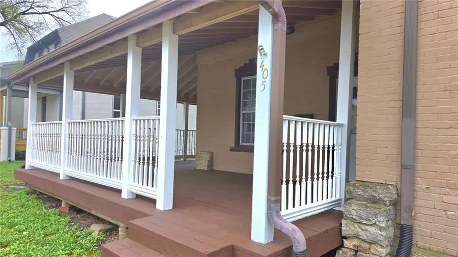 405 W Peoria Street, Paola, KS 66071 - #3