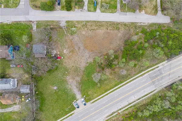 9827 E Independence Avenue, Independence, MO 64053