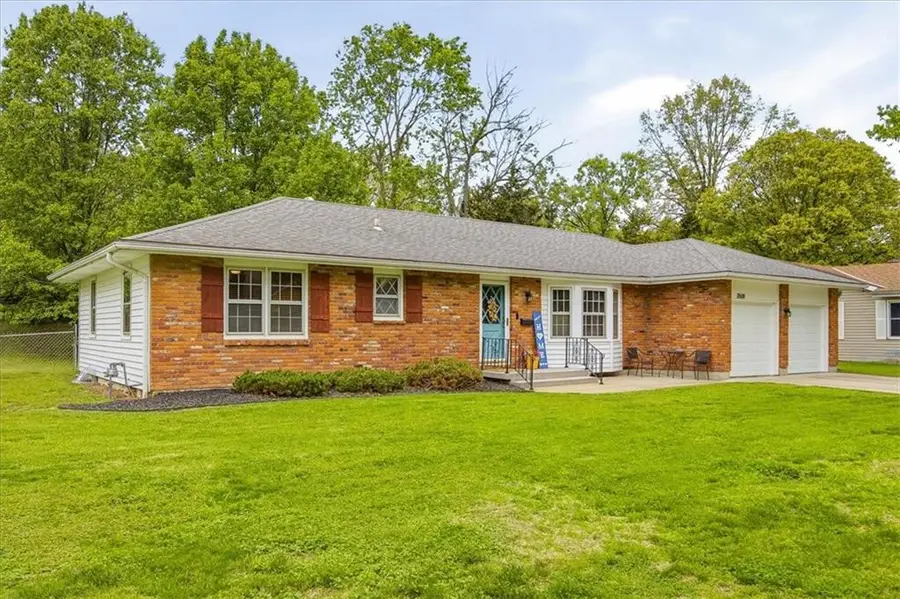 3508 Shady Bend Drive, Independence, MO 64052 - #2