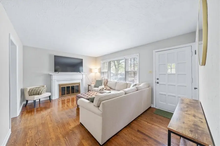 2816 W 47th Terrace, Westwood, KS 66205 - #3