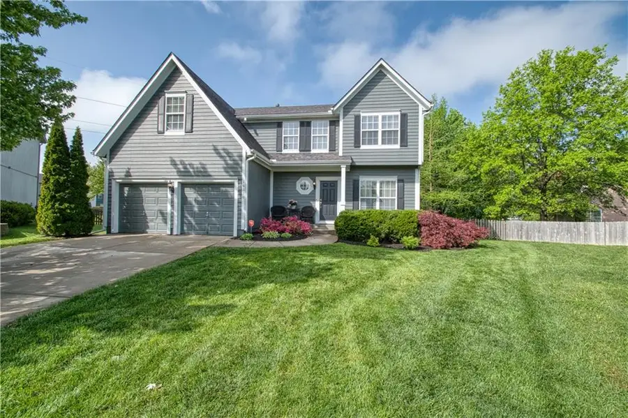 16330 S Chester Street, Olathe, KS 66062 - #2