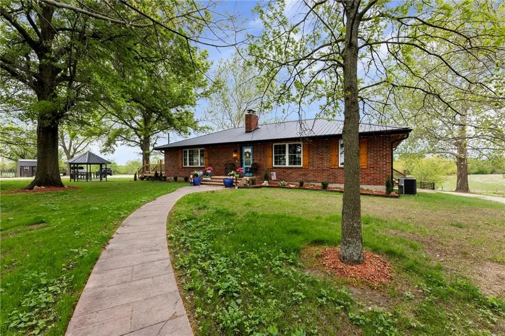 32240 N Rockville Road, Louisburg, KS 66053 - #1