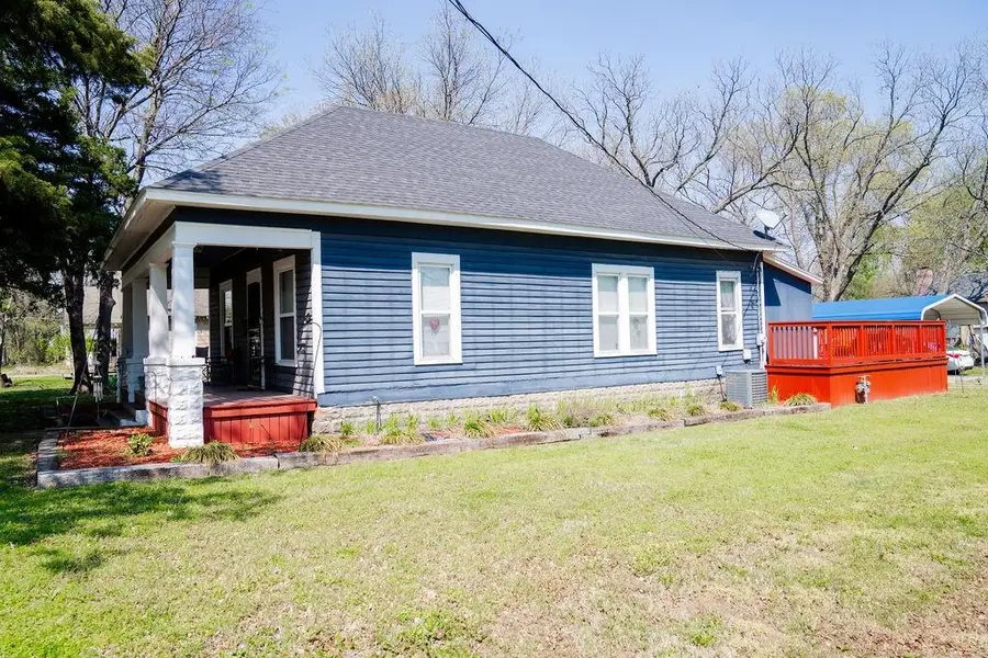 1201 N 26th Street, Parsons, KS 67357 - #3