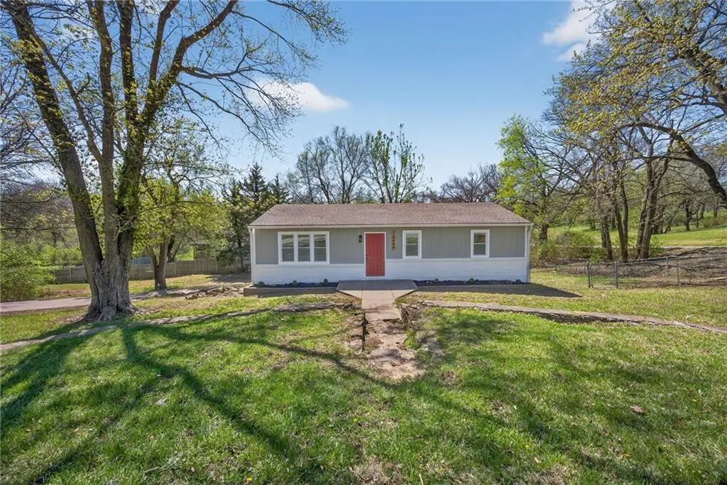 12000 E 75th Street, Raytown, MO 64138 - #1