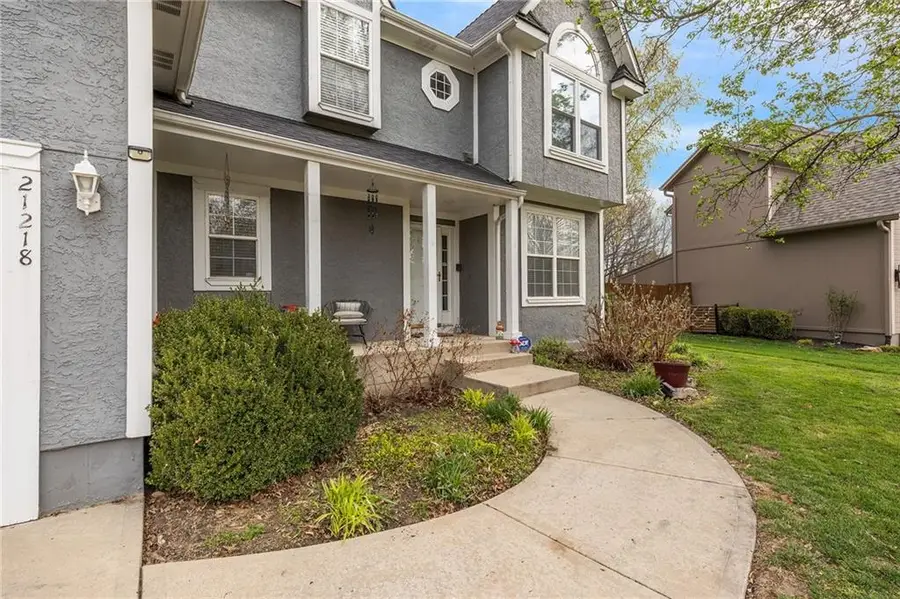 21218 W 51st Street, Shawnee, KS 66218 - #2
