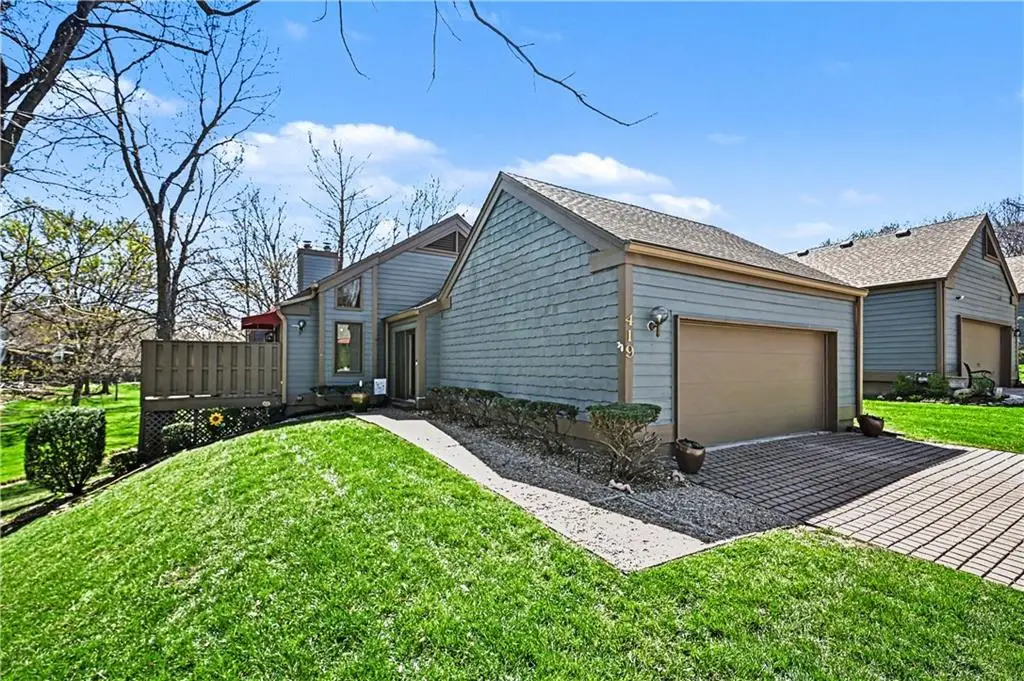 419 Lakeside Drive, Liberty, MO 64068 - #1