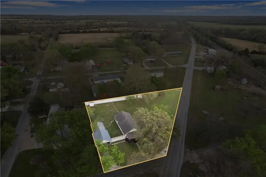 407 Lemon Street, Dearing, KS 67340 - #3