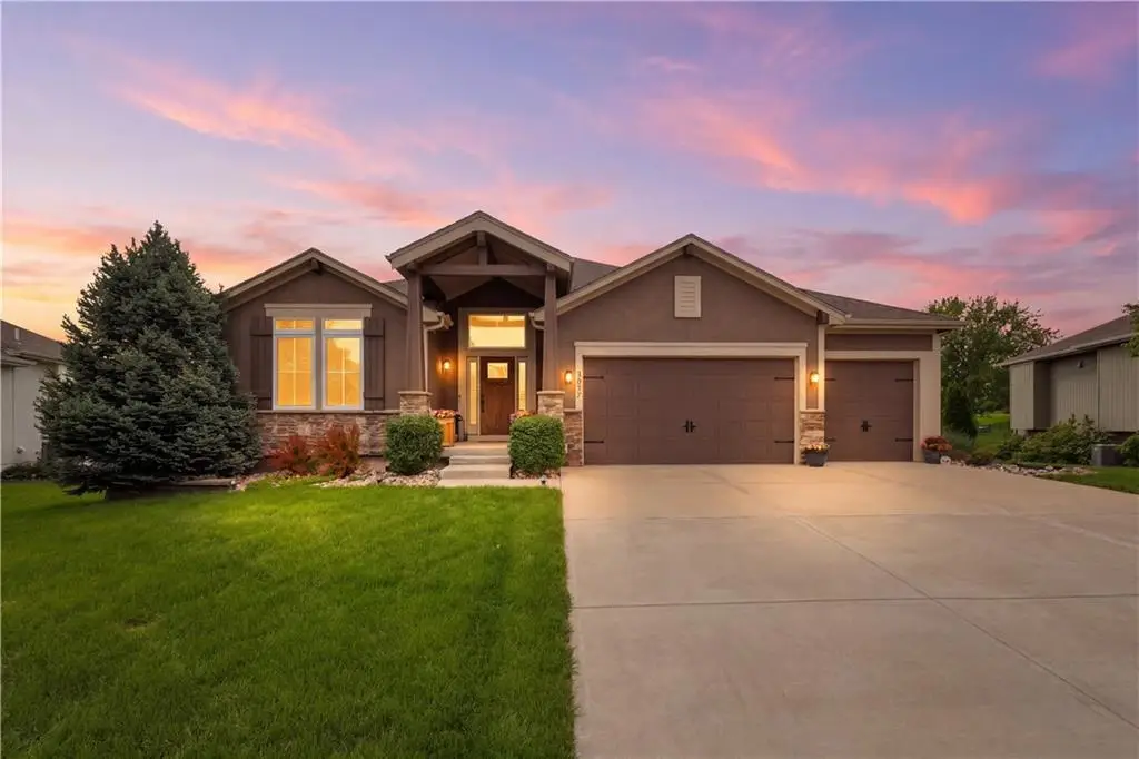 2927 W 155th Terrace, Overland Park, KS 66224 - #1