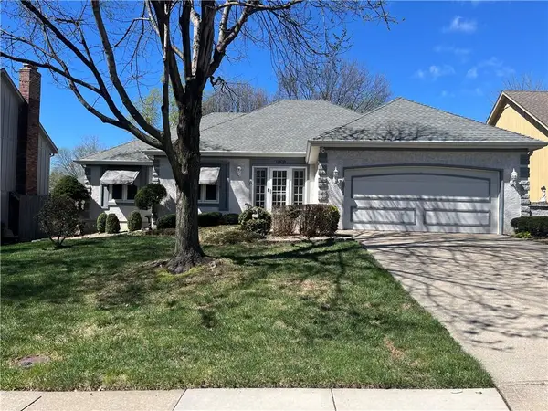 11806 Craig Street, Overland Park, KS 66210