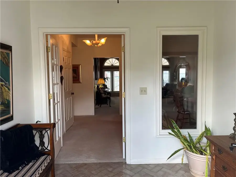 11806 Craig Street, Overland Park, KS 66210 - #3