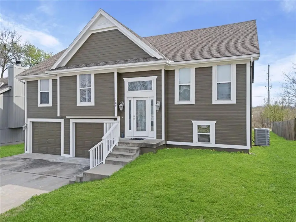 1405 NE 196th Street, Smithville, MO 64089 - #1