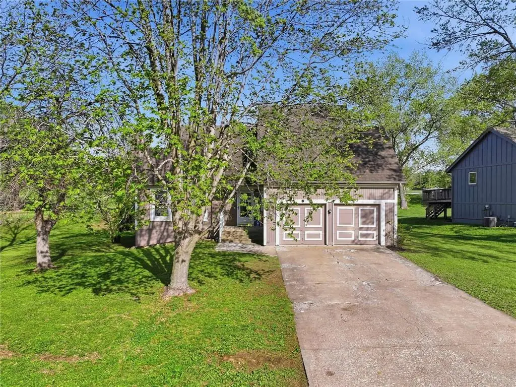 8111 Swarner Drive, Lenexa, KS 66215 - #1