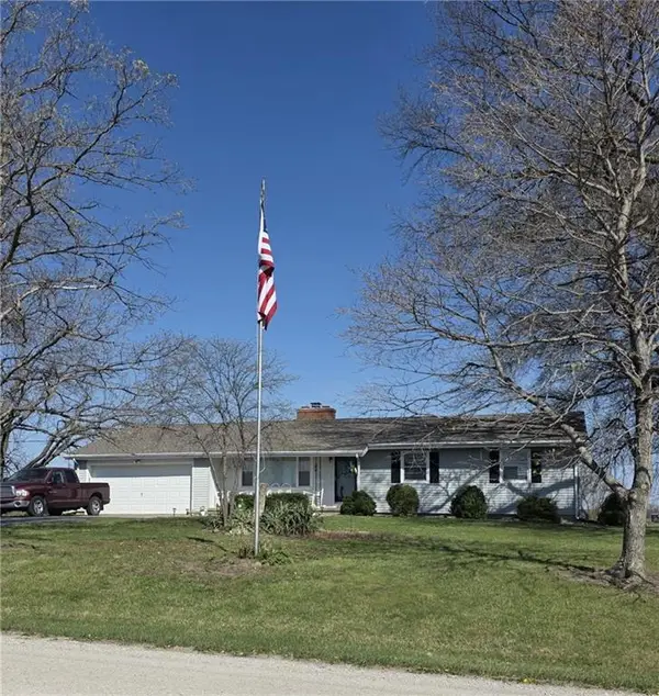 25282 163rd Street, Leavenworth, KS 66048