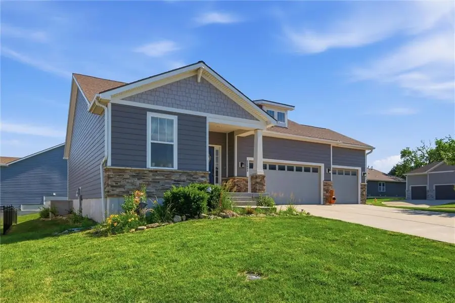 25043 W 144th Street, Olathe, KS 66061 - #2