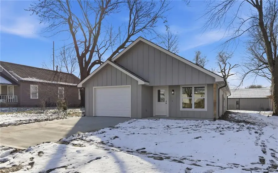 103 S Crittendon Street, Holden, MO 64040 - #2