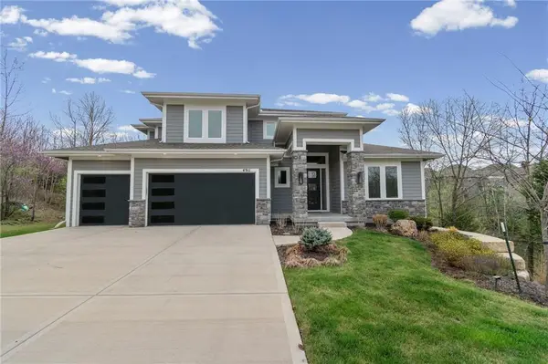 4911 Haskins Street, Shawnee, KS 66216