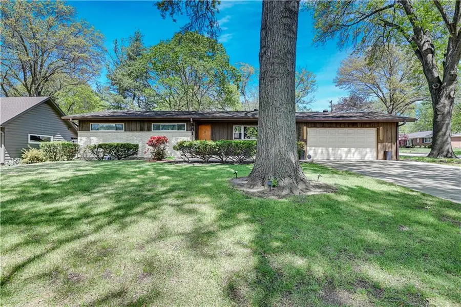 3600 W 50th Terrace, Roeland Park, KS 66205 - #2