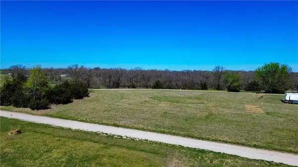 9,13,17,21,25 Badger Drive, Mound City, KS 66056