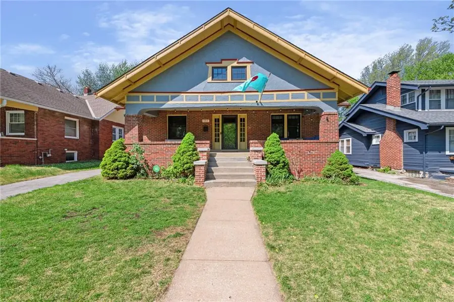 5828 Holmes Street, Kansas City, MO 64110 - #2