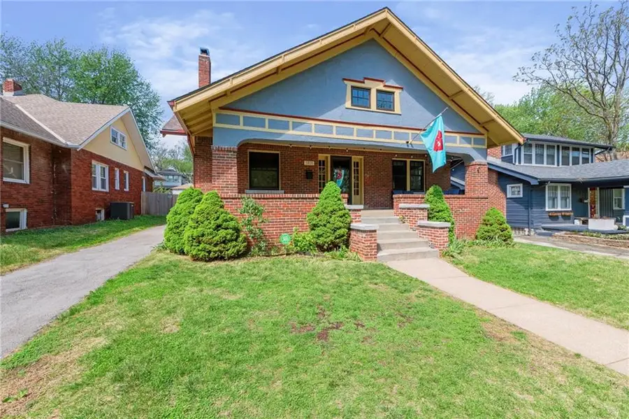 5828 Holmes Street, Kansas City, MO 64110 - #3