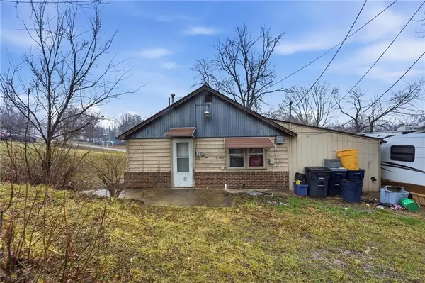 3730 Ditzler Avenue, Kansas City, MO 64133