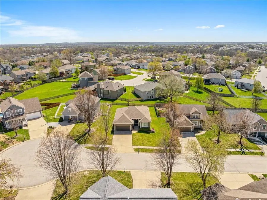 955 NW Maplewood Court, Grain Valley, MO 64029 - #3