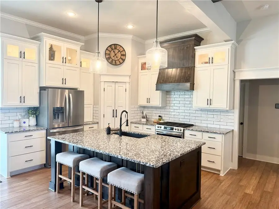 522 NW Bailey Drive, Grain Valley, MO 64029 - #2