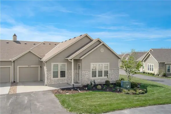 15597 S Church Street #1903, Olathe, KS 66062