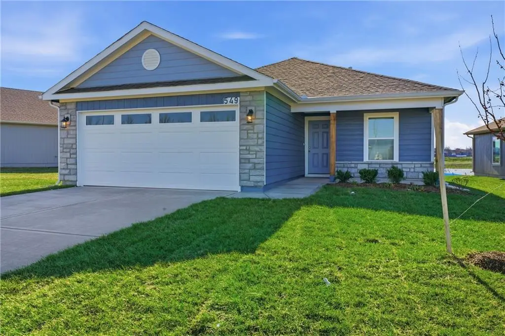 605 W Bluebird Street, Gardner, KS 66030 - #1