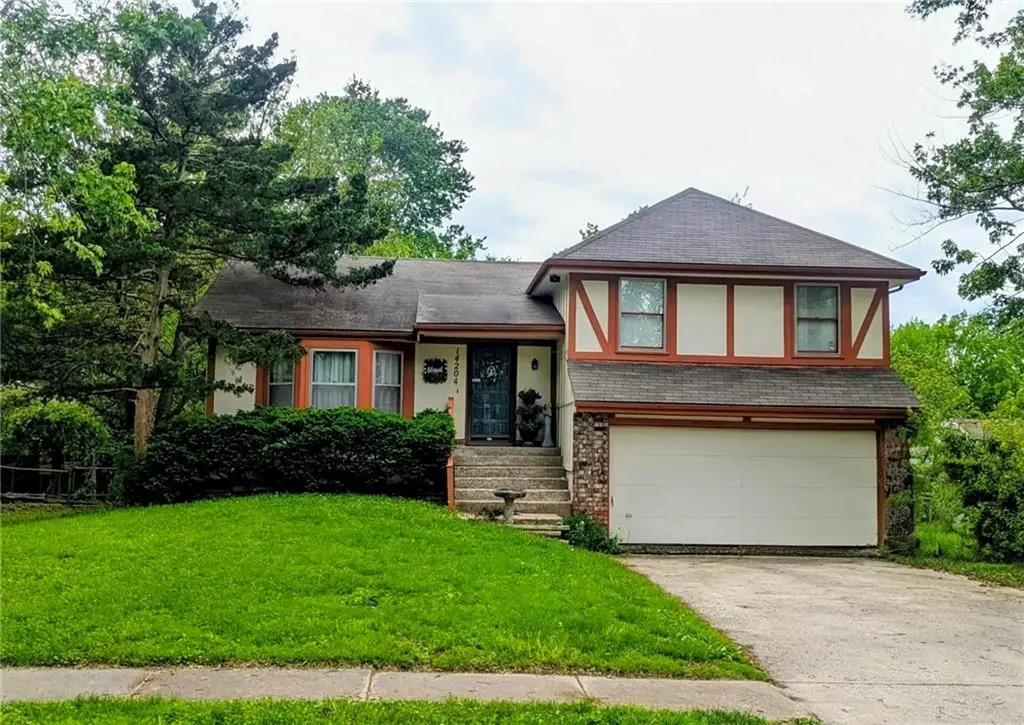 14204 S Raintree Drive, Olathe, KS 66062 - #1