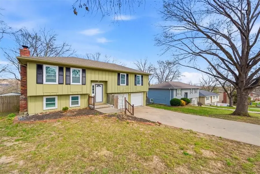 10116 W 52 Terrace, Merriam, KS 66203 - #3