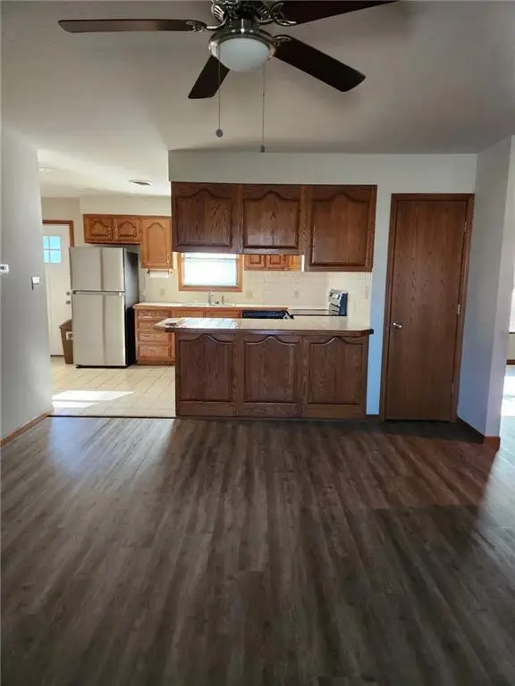 302 E Monroe Street, Pittsburg, KS 66762 - #3