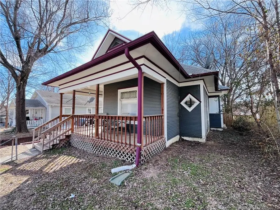 2726 S 20th Street, Saint Joseph, MO 64503 - #3