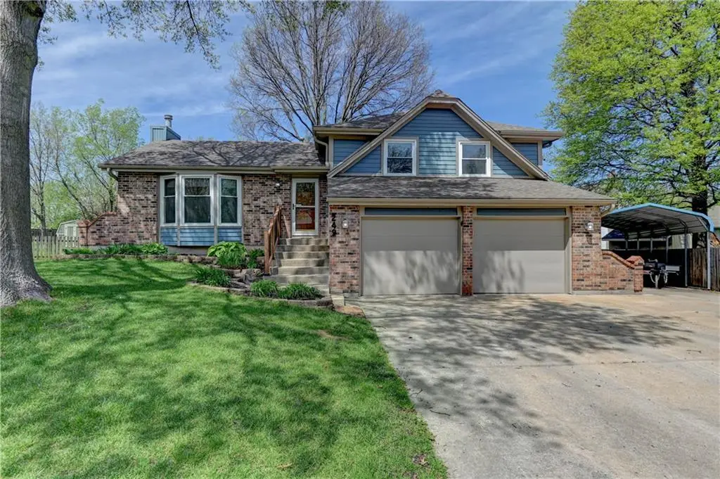 249 S Chambery Drive, Olathe, KS 66061 - #1