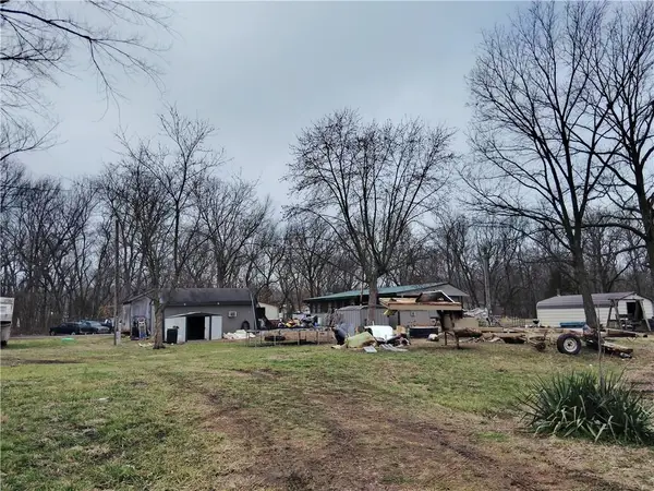 1 Walleye Drive, Mound City, KS 66056