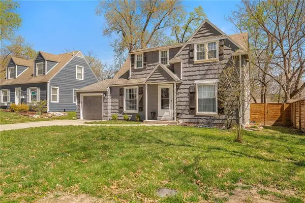 7905 Belleview Avenue, Kansas City, MO 64114